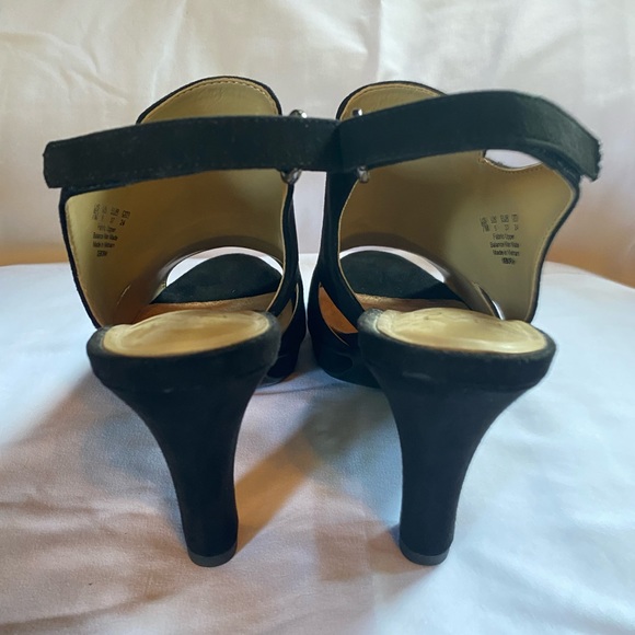 Naturalizer Peep Toe Heels - size 7 - Picture 3 of 7